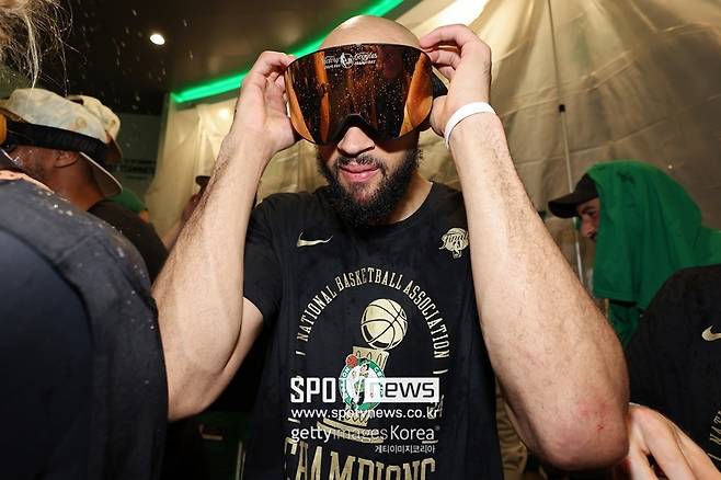 ▲ 테이텀(위)과 화이트. 모두 이번 보스턴 셀틱스 우승에 큰 기여를 했다.