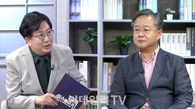 최경식 서울대 지구환경과학부 교수가 18일 이데일리TV '신율의 이슈메이커'에 출연했다. (사진=이데일리TV)