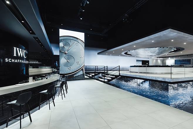 워치스앤원더스 시계 박람회 내 IWC 부스 전경. [사진 IWC 샤프하우젠]