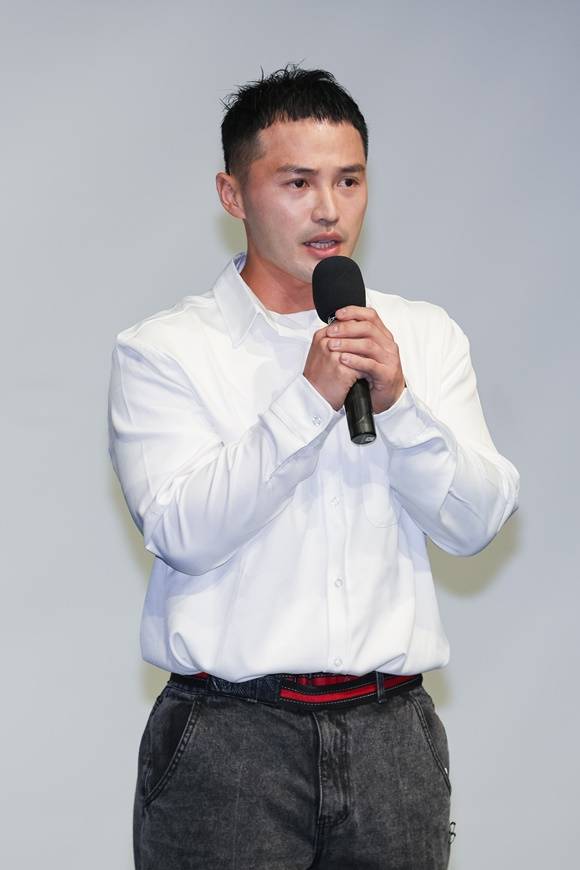 부모의 '빚투' 논란 이후 6년 만에 공식석상에 선 래퍼 마이크로닷이 피해자들에게 사과했다. /더빅브라더스무브먼트