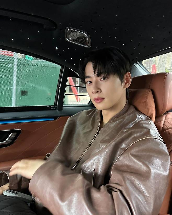 인스타그램 @eunwo.o_c