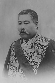 스기무라 후카시(1848~1906)는 1880년부터 1895년까지 16년 가운데 2년을 제외하고 조선에서만 장기 근무한 일본 외무성 최고의 조선 전문가였다. 이 기간에 갑신정변(1884)·청일전쟁(1894)·을미사변(1895) 등 조선에서 발생한 여러 복잡다단한 사건에 깊숙이 관여했다. 특히 을미사변에 가담한 사실이 드러나 본국애 소환됐다. 1896년 1월20일 히로시마지방재판소에서 열린 예심에서 증거불충분으로 석방됐다. 그가 남긴 ‘재한고심록’은 이 시대 상황을 파악할 수 있는 1급 사료로 평가받는다.