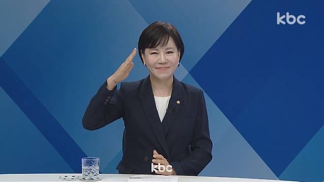 ▲KBC '여의도초대석'에 출연한 전현희 의원