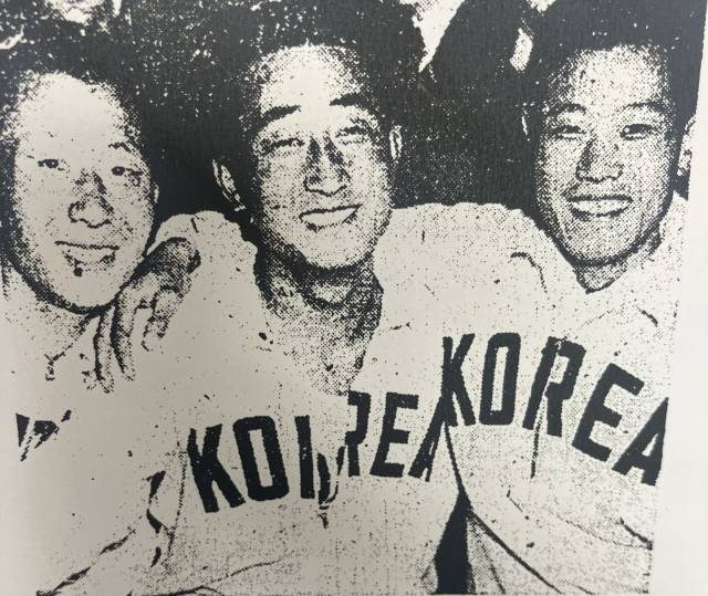 ▲ 1950년 보스턴 마라톤 대회에서 1, 2, 3위를 석권한 한국 선수들(왼쪽부터 송길윤, 최윤칠, 함기용) ⓒBoston Globe, 1950년 4월 20일.