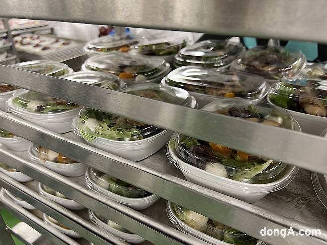 델타항공 기내식시설