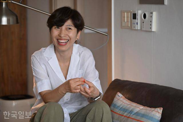 그는 웃음이 많은 사람이다. ‘실패의 기억’을 말하면서도 조곤조곤하고 다정한 톤을 잃지 않았다. 정다빈 기자