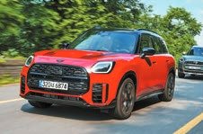 317마력 성능을 가진 고성능 모델, 뉴 MINI JCW 컨트리맨.