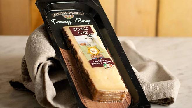 식약처가 리스테리아균 부적합 판정을 내린 오첼리 쿠지에 페코라 에 바카 치즈. /베피노 오첼리 제공