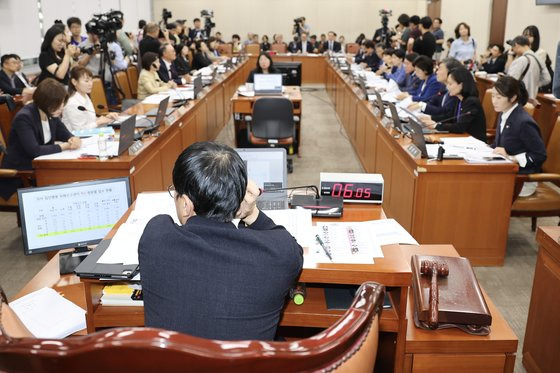 26일 국회에서 열린 복지위 '의료계 비상상황 관련 청문회'가 열리고 있다. 전민규 기자