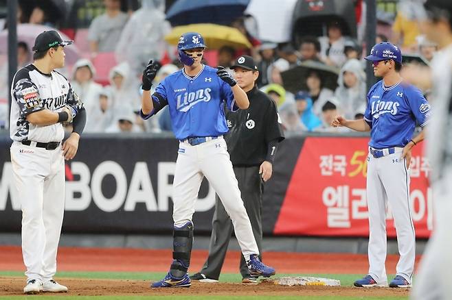 29일 수원 KT전에서 출루에 성공한 삼성 구자욱. 삼성 라이온즈 제공