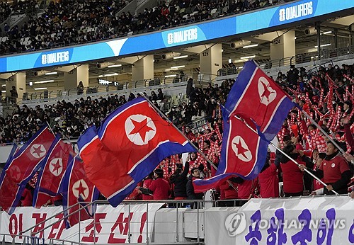 이란 매체 타스님 뉴스가 29일(한국시간) 메흐디 타지 이란축구연맹 회장이 북한과의 2026 국제축구연맹(FIFA) 북중미(캐나다-미국-멕시코 공동개최) 월드컵 아시아지역 3차 예선 원정 경기가 중립국에서 열리길 바라고 있다고 전했다. 연합뉴스