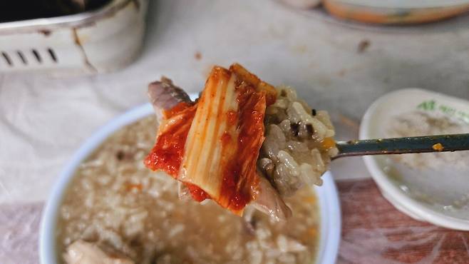 20240629_133956.jpg 장모님 생신 비오는 날 계곡 닭백숙과 오리주물럭