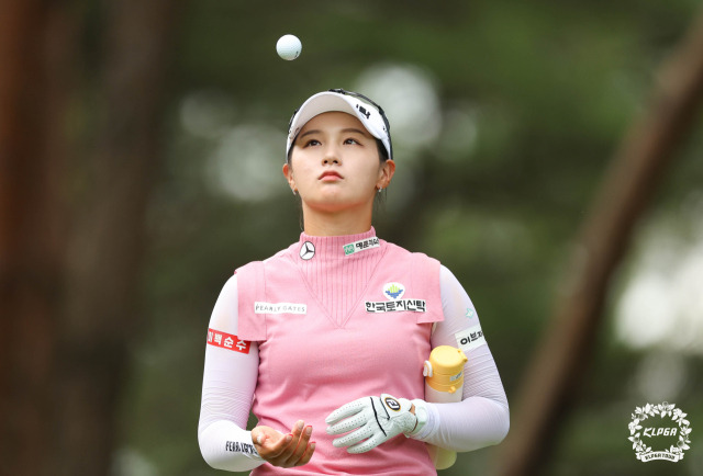 6연속 버디를 잡은 박현경. 사진 제공=KLPGA