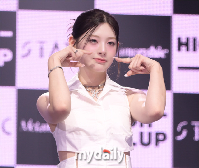 스테이씨 첫 번째 정규앨범 '메타모르픽(Metamorphic)' 발매 기념 쇼케이스. / 한혁승 기자(hanfoto@mydaily.co.kr)