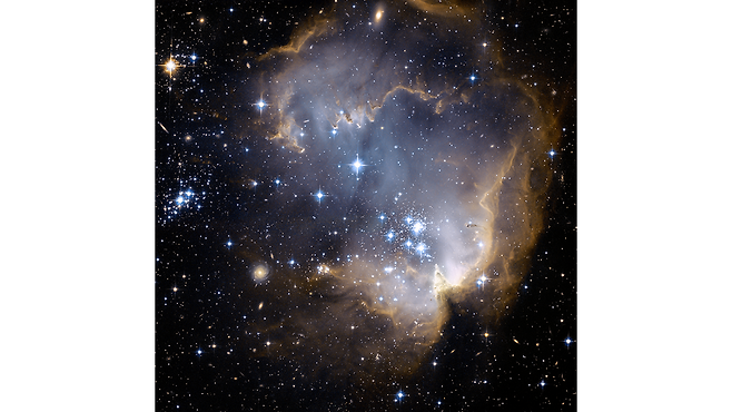 지구에서 20만 광년(光年·1광년은 빛이 1년 가는 거리로 약 9조4600억㎞) 떨어진 소마젤란은하 근처 '굴 성단'의 모습./NASA