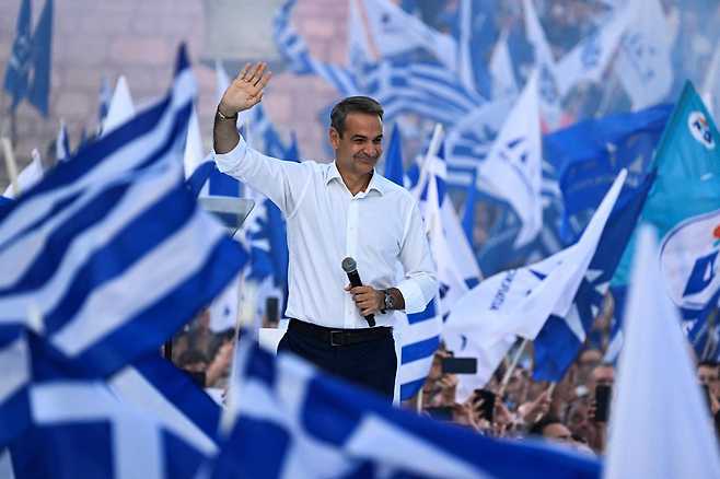 지난해 6월 재선에 성공한 키리아코스 미초타키스 그리스 총리.