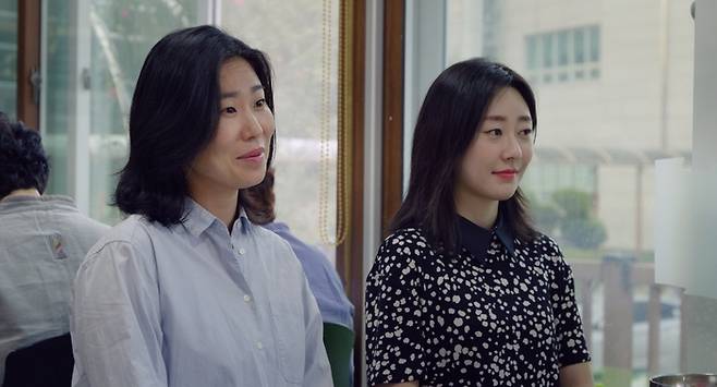 고라니북스 ㈜마노엔터테인먼트)