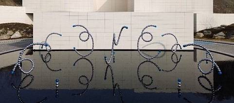 강원도 홍천군 카스카디아GC에 설치된 프랑스 현대미술가 장미셸 오토니엘 설치 작품.