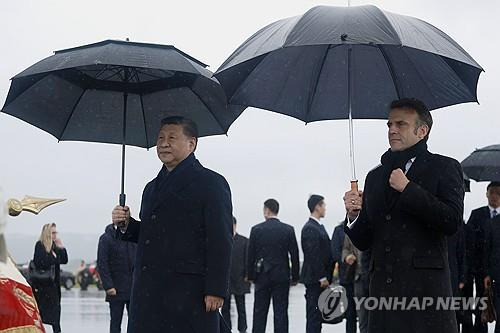 지난 5월 프랑스를 국빈 방문한 시진핑 중국 국가주석 [EPA 연합뉴스 자료사진. 재판매 및 DB 금지]