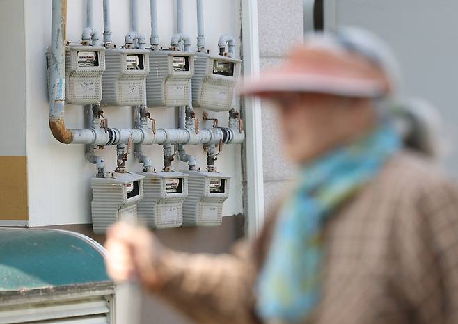 서울 용산구 한 건물에 가스계량기가 설치돼 있다.  연합뉴스