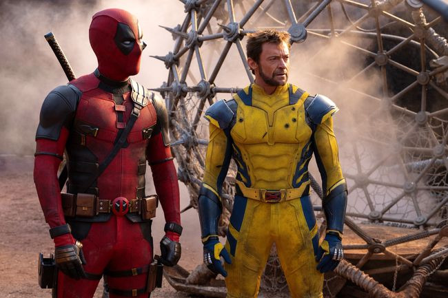 (L-R): Ryan Reynolds as Deadpool/Wade Wilson and Hugh Jackman as Wolverine/Logan in 20th Century Studios/Marvel Studios' DEADPOOL & WOLVERINE. Photo by Jay Maidment. © 2024 20th Century Studios / © and ™ 2024 MARVEL.