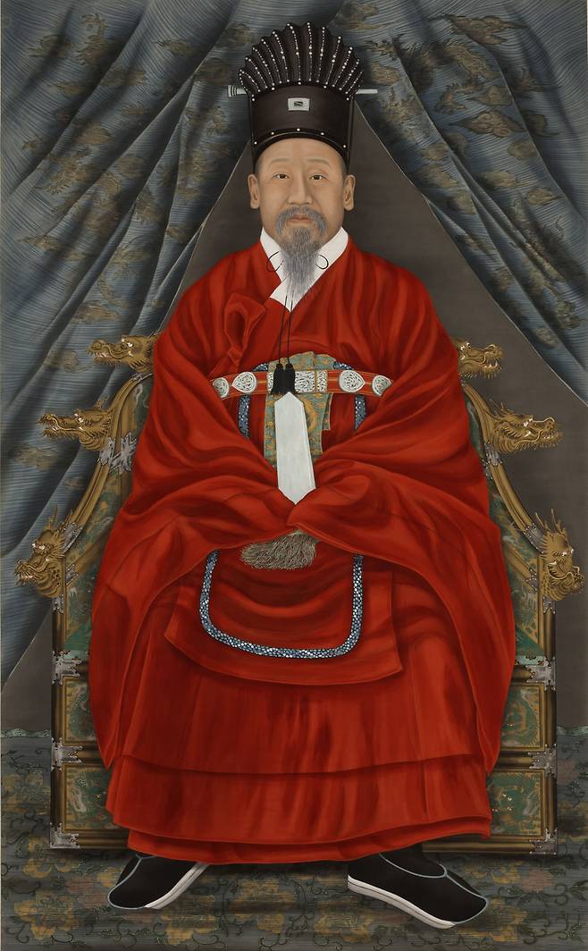 고종 초상화. 조선 26대 왕이자 초대 대한제국 황제로 파란만장한 삶을 산 군주였다. 1919년 영친왕 결혼식을 나흘 앞둔 1월 21일 그의 죽음은 독살됐다는 소문과 함께 거국적인 독립운동을 촉발했다. /국립고궁박물관