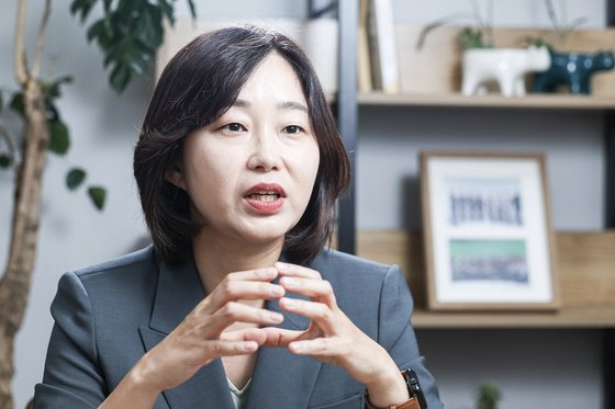 김재연 진보당 대표가 1일 오후 서울 종로구 진보당 중앙당사에서 중앙일보와 인터뷰하고 있다. 김경록 기자.