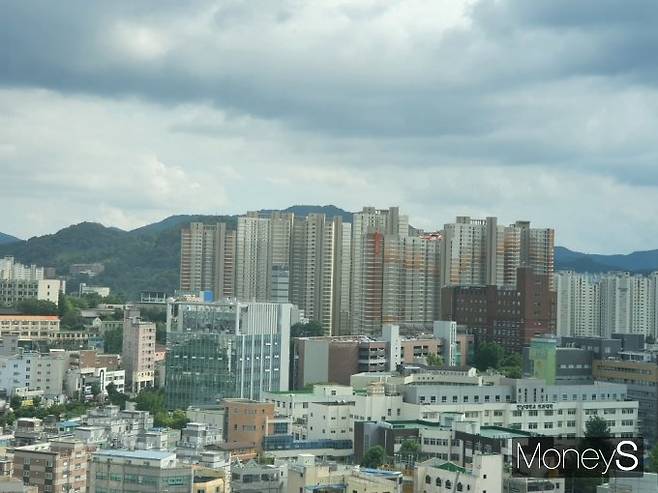 지난 6월 광주지역 아파트 경매 낙찰가율은 전월보다 소폭 상승한 것으로 나타났다. 광주 동구 전경/사진=머니S DB.