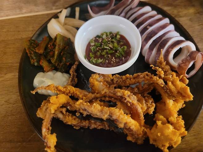 오징어 숙회 참치김밥 혼밥