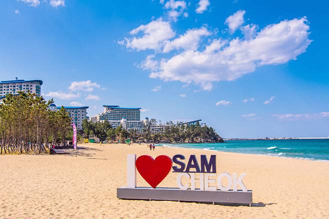 삼척해수욕장. 삼척시 제공