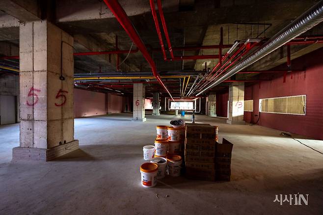 6월18일 임대인 곽 아무개씨가 차명으로 소유한 전북 전주시 덕진구 H 건물의 내부 모습. ⓒ시사IN 박미소