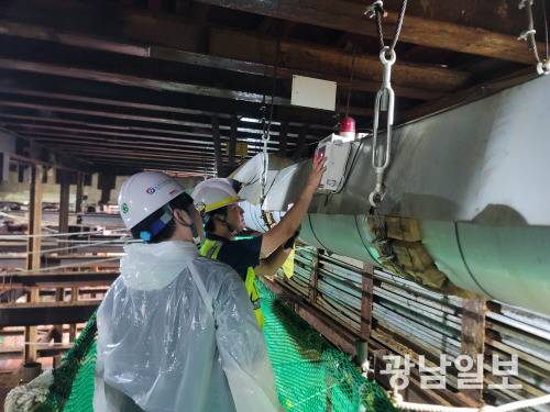 한국가스안전공사 광주광역본부는 장마철 집중호우에 대비해 최근 광주 도시철도 2호선 건설현장 도시가스 배관에 대한 집중 안전점검을 실시했다.