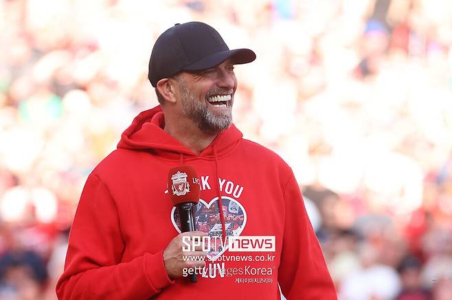 ▲&nbsp;영국 매체 '인디펜던트'에 따르면 자국에서 열리는 2026 국제축구연맹(FIFA) 북중미 월드컵을 준비하는 미국은 클롭 감독을 선임하기 위해 물밑 접촉했다. 그러나 클롭 감독은 미국축구협회와 대표팀 사령탑에 관해 공식 논의하기를 거부했다.