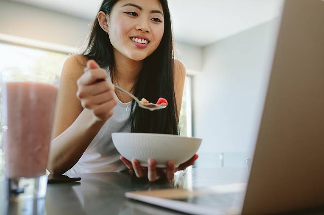 견과류, 바나나, 계란, 아보카도, 그릭 요거트 등은 다이어트할 때 먹으면 좋은 간식이다./사진=클립아트코리아