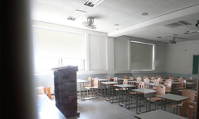 한 대학교 강의실이 텅 비어있다. 연합뉴스