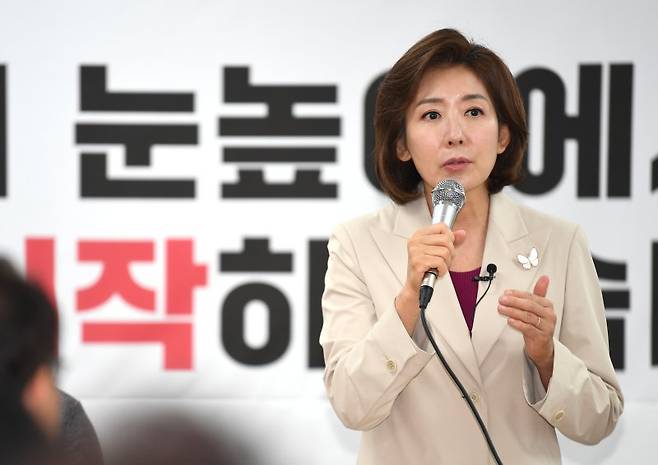 나경원 국민의힘 당대표 후보가 14일 제주 제주시 제주도당을 방문해 인사말을 하고 있다. (사진=나경원 후보 제공) 2024.07.04.사진=뉴시스화상