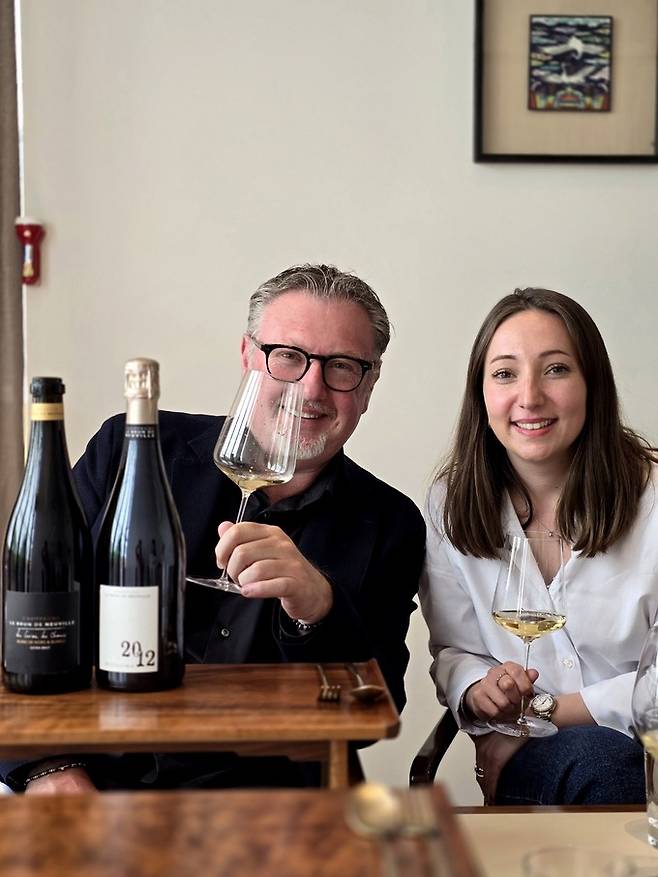 한국을 찾은 샴페인 누빌 Damien Champy 회장(왼쪽), Agathe Bellanger 커머셜 디렉터. 최현태 기자