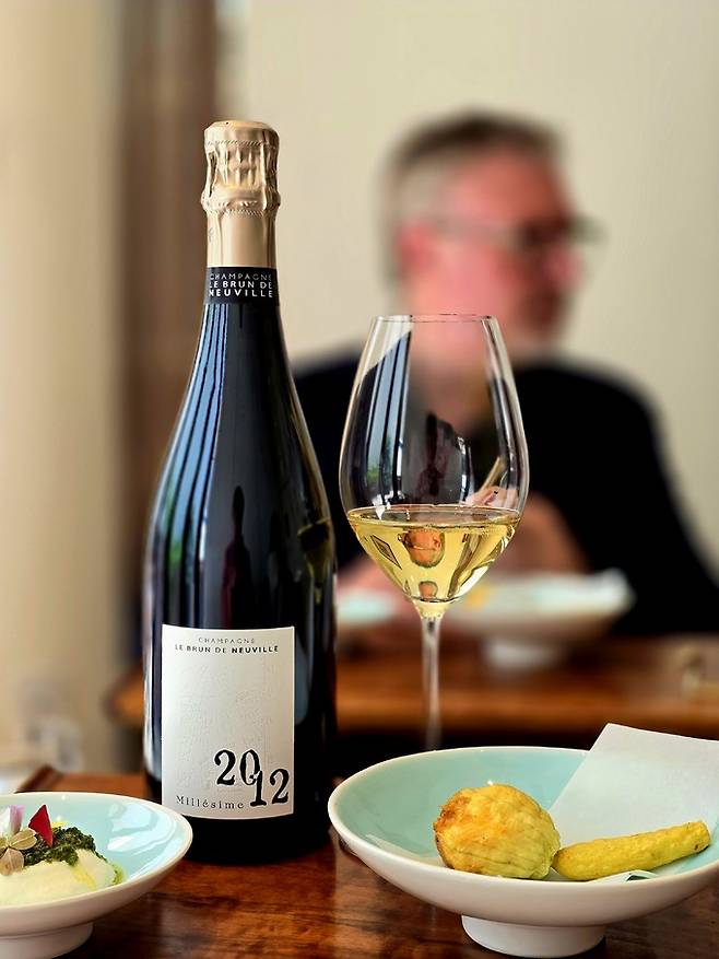 샴페인 누빌 밀레짐 2012. 최현태