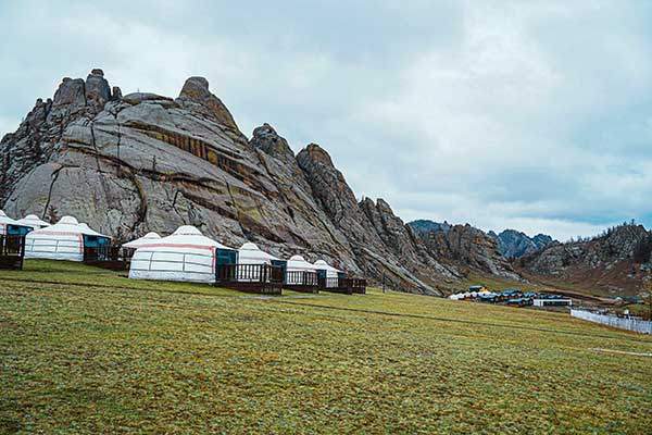 테를지 국립공원 내 여행자용 게르는 화장실이 별도로 딸려 있다. 여행 전 유목민의 생활을 체험해보겠다는 비장한 각오가 무색할 정도로 시설이 좋았다.