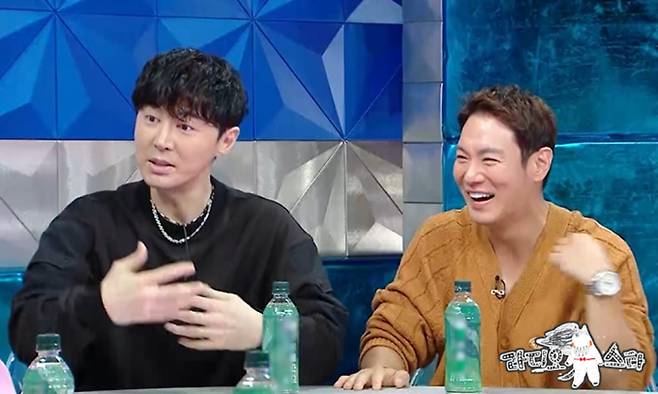 ‘라디오스타’ 전진 “아내가 로션 발라주며 속옷 입혀줘” (사진: MBC)