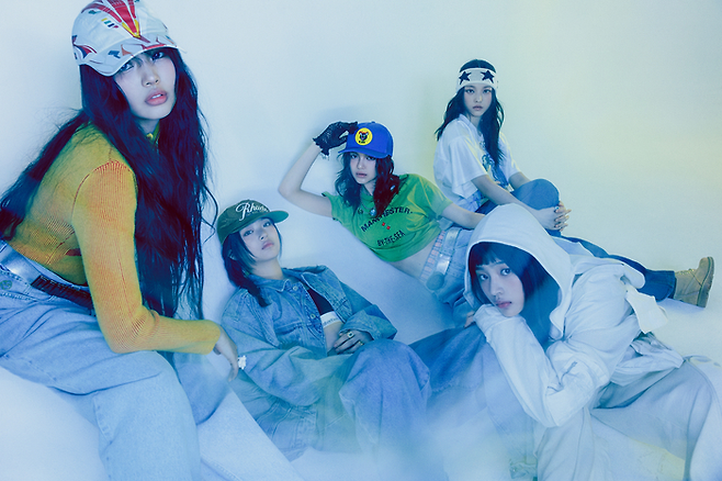 뉴진스. 어도어