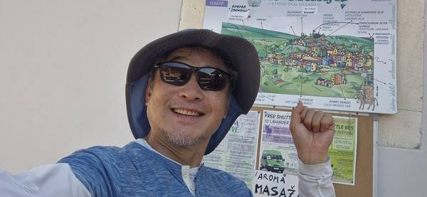 벨로 그라블례는 가볍게 트레킹을 하기에도 좋은 오지 산골마을이다