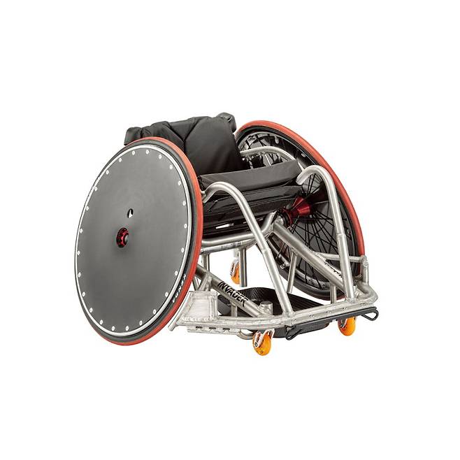 패럴림픽 럭비 선수용 특수 휠체어.