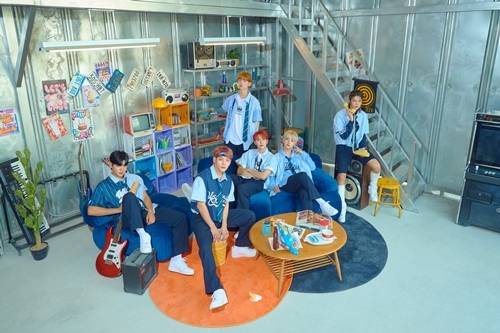 웨이커(리오·세범·고현·이준·새별·권협)가 16일 미니 2집 ‘SWEET TAPE(스위트 테이프)’를 발매했다. 사진=하울링 엔터테인먼트