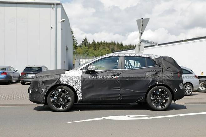 사진 : 기아 스포티지 페이스리프트 (출처=Carscoops)