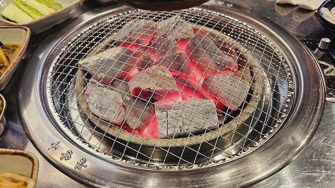 20240717_191723.jpg 대전 출장길 용문역 근처에서 돼지 생갈비