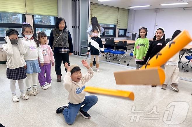 충남 부여군은 오는 23일부터 8월 16일까지 여름방학 돌봄 공백 해소를 위한 돌봄교실을 운영한다. (부여군 제공) /뉴스1