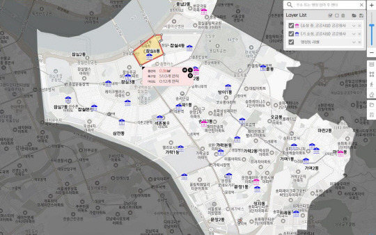 관내 공공청사 현황과 개발사업 등 기부채납시설 관련 DB 열람 화면. 송파구 제공