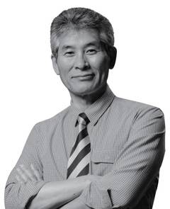 강준만 전북대 명예교수