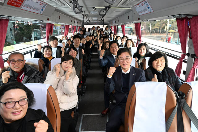 판교행 광역버스 노선 신설 개통식. 안산시 제공